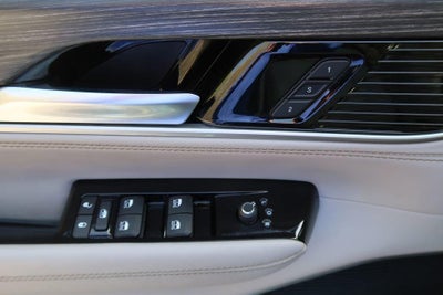 2024 Jeep Wagoneer L Series II 4x2 *Ltd Avail*