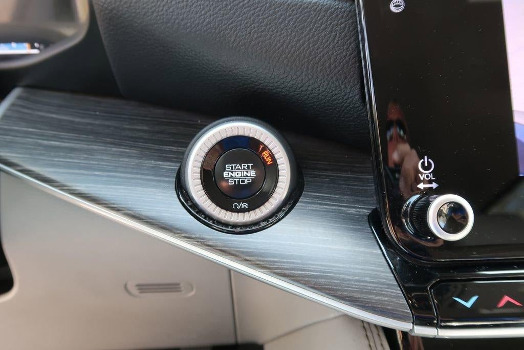 2024 Jeep Wagoneer L Series II 4x2 *Ltd Avail*