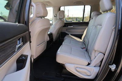 2024 Jeep Wagoneer L Series II 4x2 *Ltd Avail*