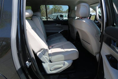 2024 Jeep Wagoneer L Series II 4x2 *Ltd Avail*