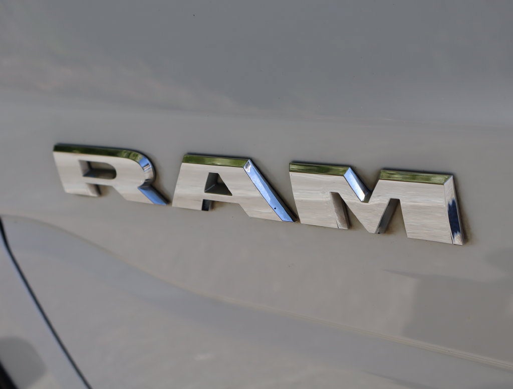 2022 RAM 1500 Big Horn Crew Cab 4x2 6'4" Box