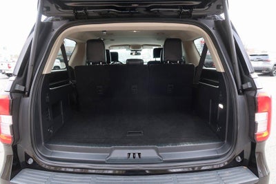 2024 Ford Expedition Max XLT 4x2