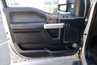 2017 Ford Super Duty F-250 SRW Lariat