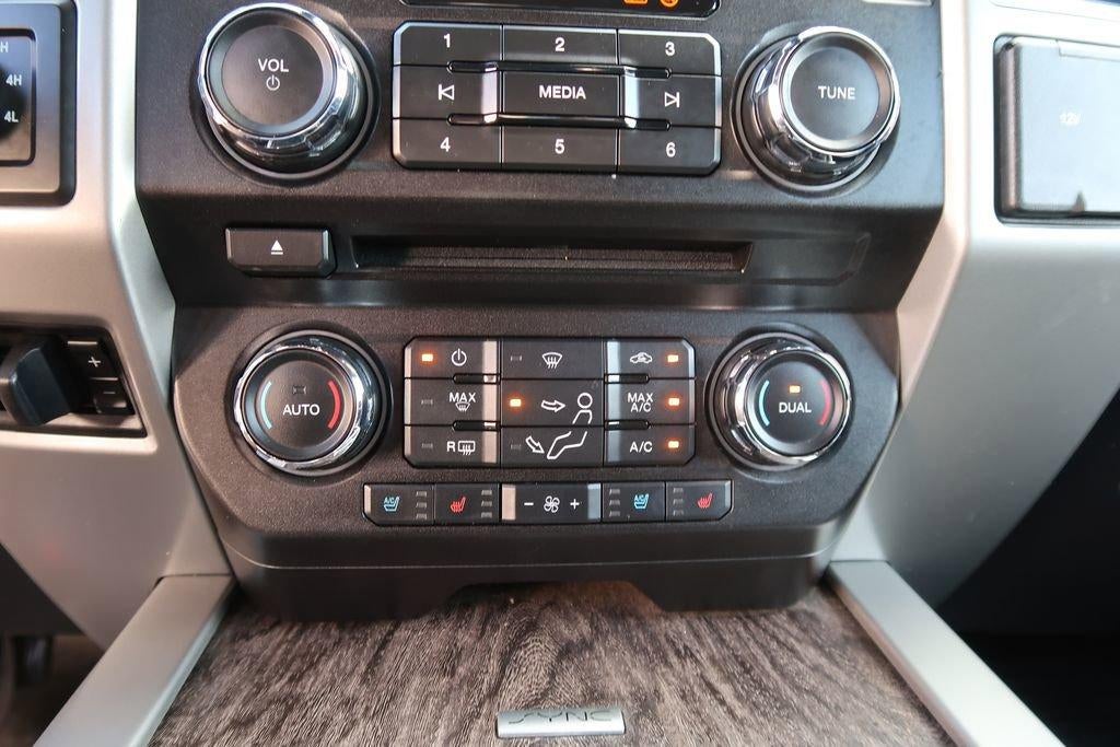 2017 Ford Super Duty F-250 SRW Lariat