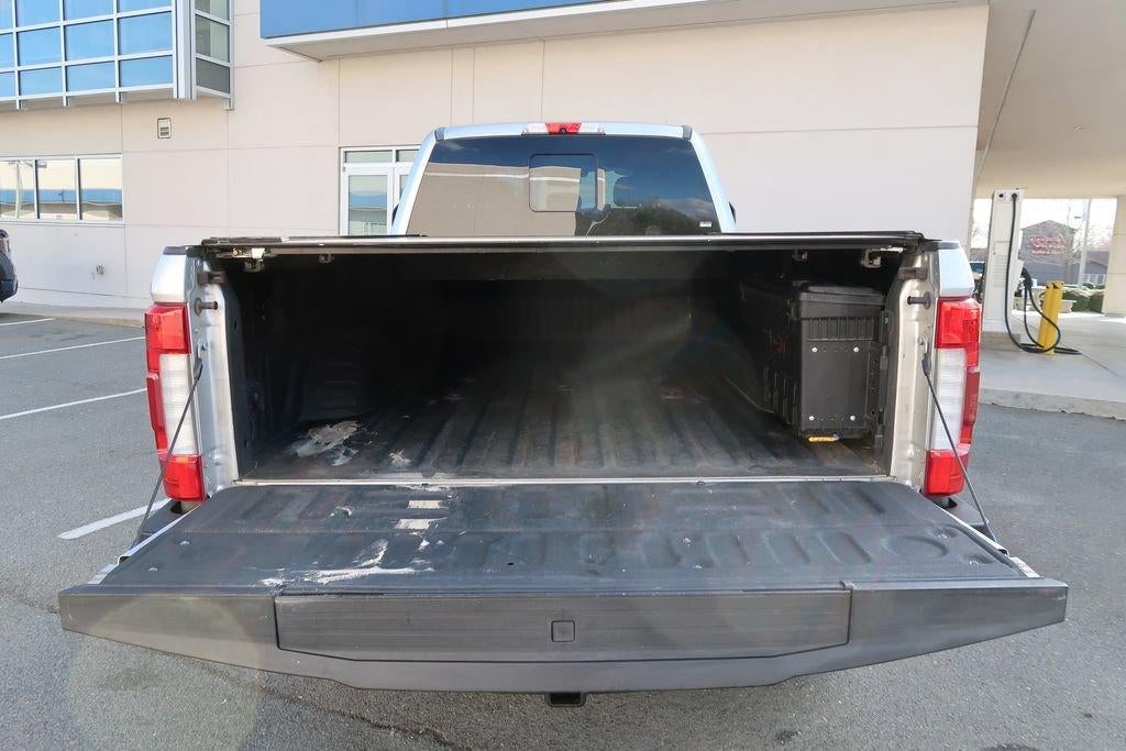 2017 Ford Super Duty F-250 SRW Lariat