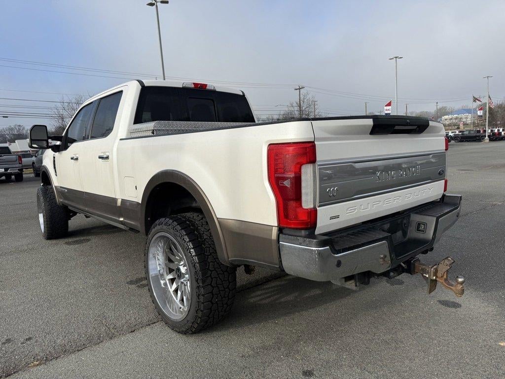 2017 Ford F-350 Base
