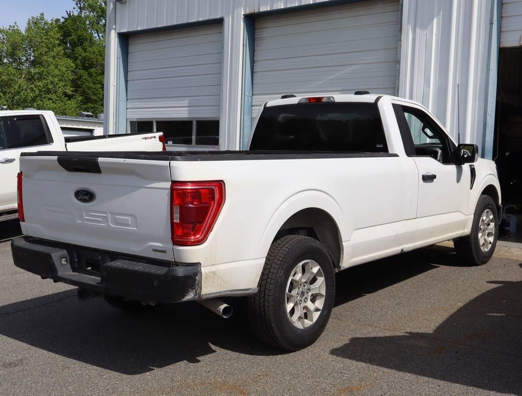 2023 Ford F-150 XL 2WD Reg Cab 8' Box
