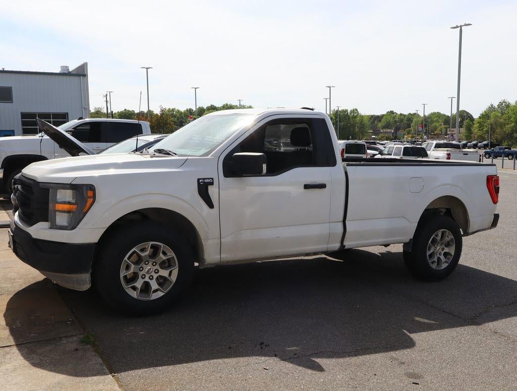 2023 Ford F-150 XL 2WD Reg Cab 8' Box