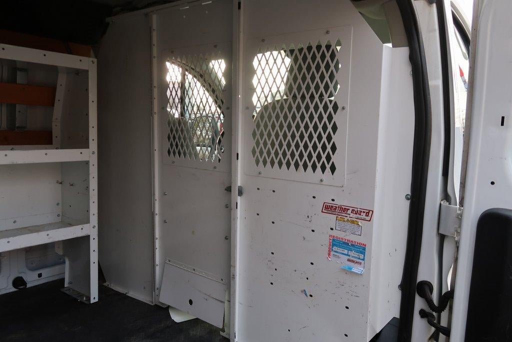 2016 Ford Transit-250 T-250 130" Low Rf 9000 GVWR Swing-Out RH Dr