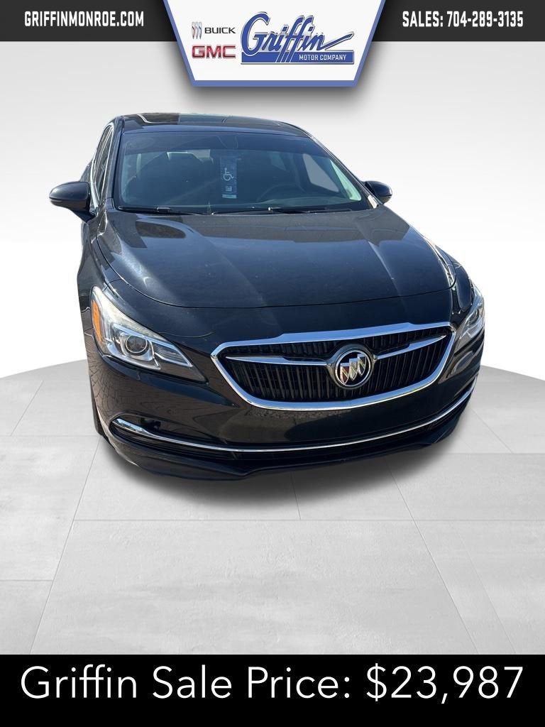 2019 Buick LaCrosse 4dr Sdn Essence AWD