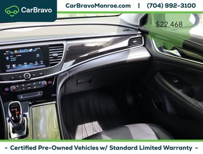 2019 Buick LaCrosse 4dr Sdn Essence AWD