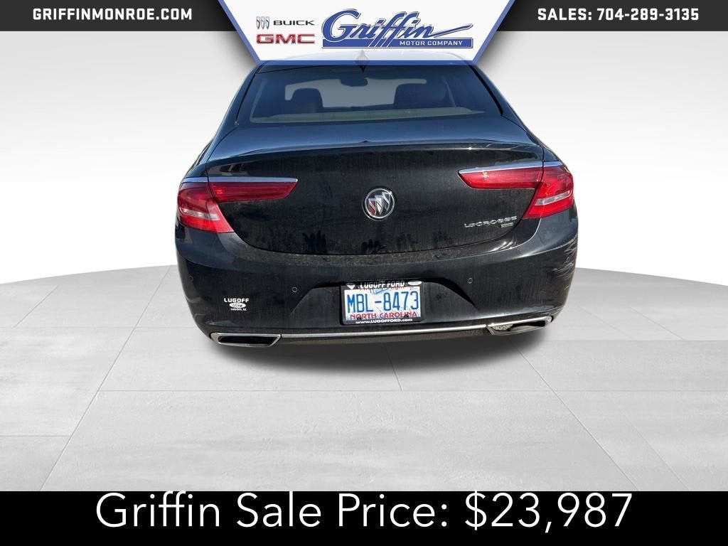 2019 Buick LaCrosse 4dr Sdn Essence AWD