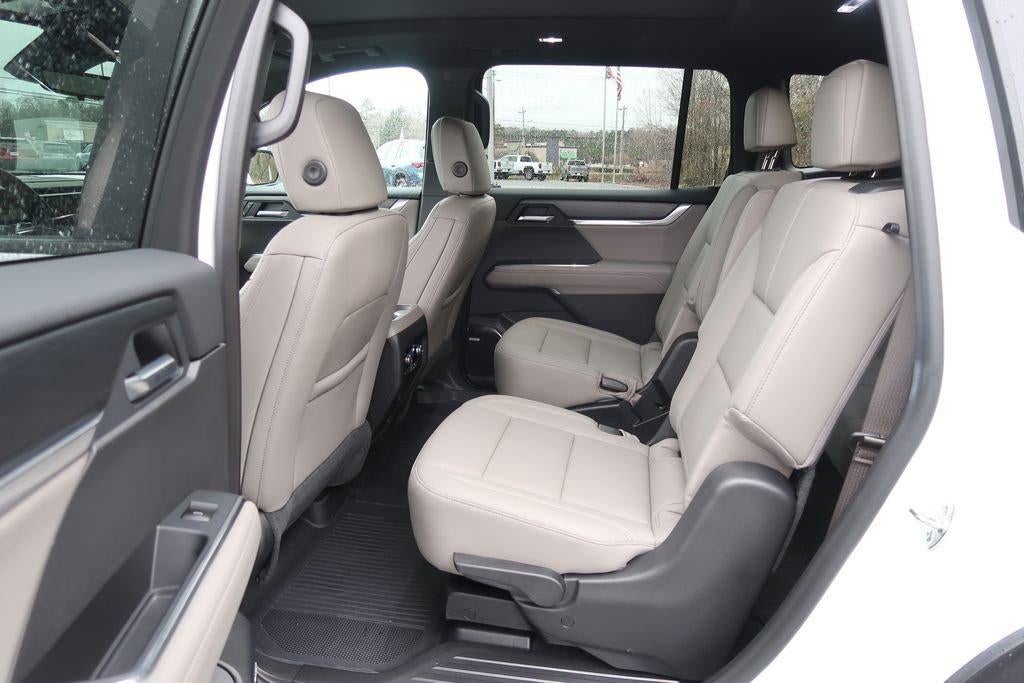 2026 GMC Acadia FWD 4dr Elevation