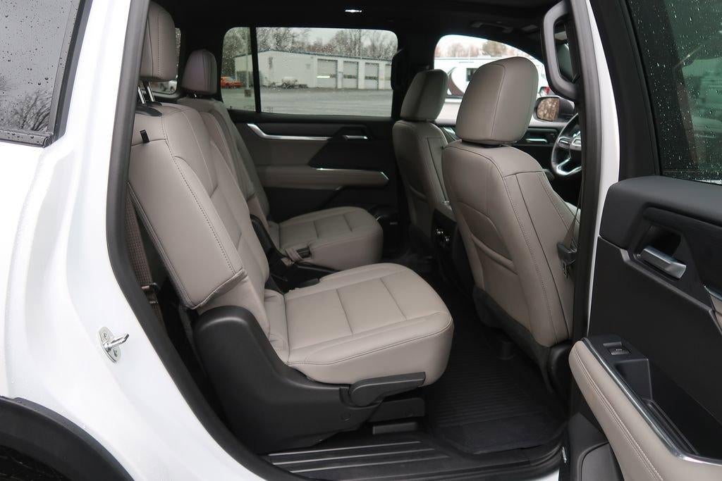 2026 GMC Acadia FWD 4dr Elevation