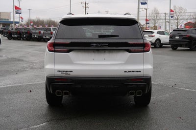 2026 GMC Acadia FWD 4dr Elevation