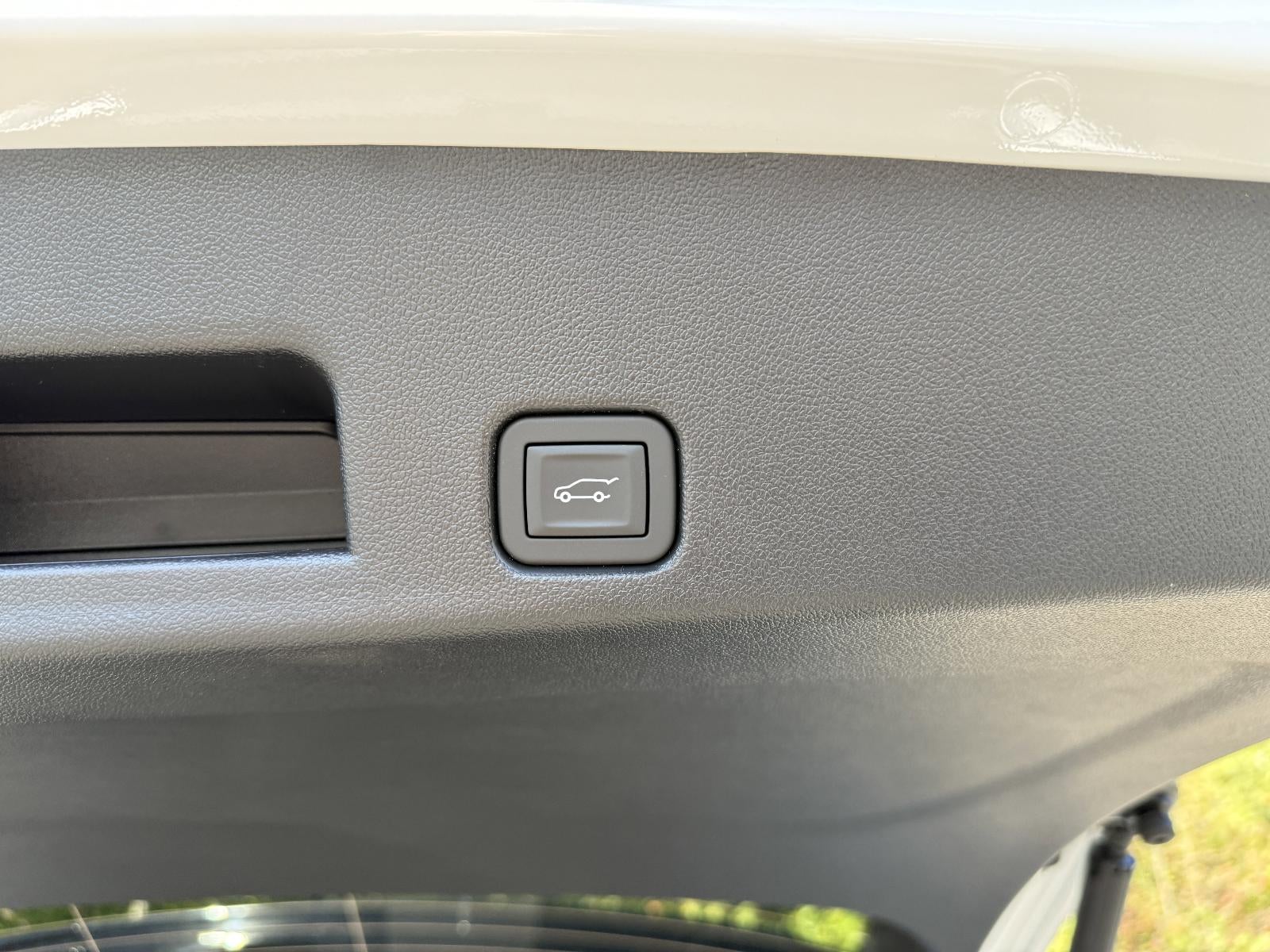 2026 GMC Acadia FWD Elevation