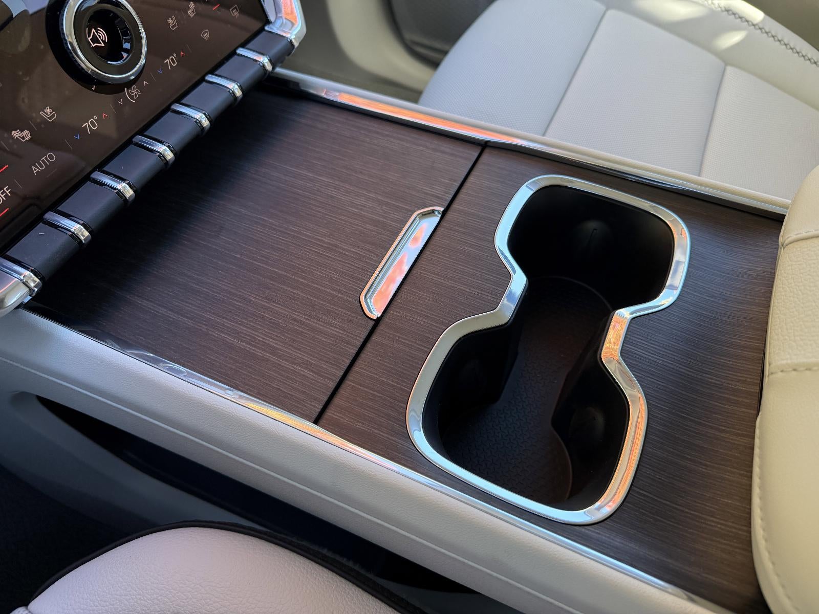 2026 GMC Acadia FWD Denali