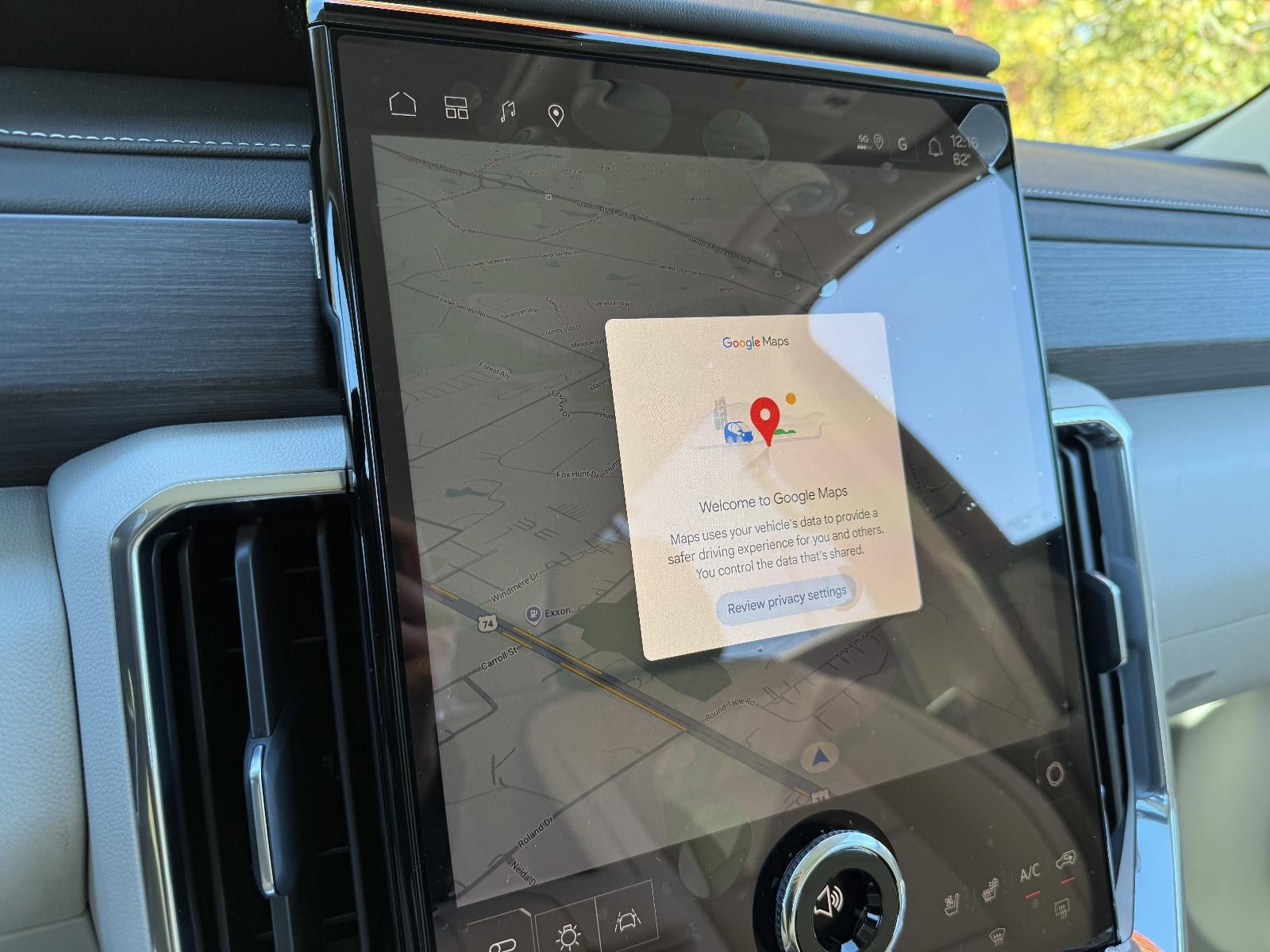 2026 GMC Acadia FWD Denali