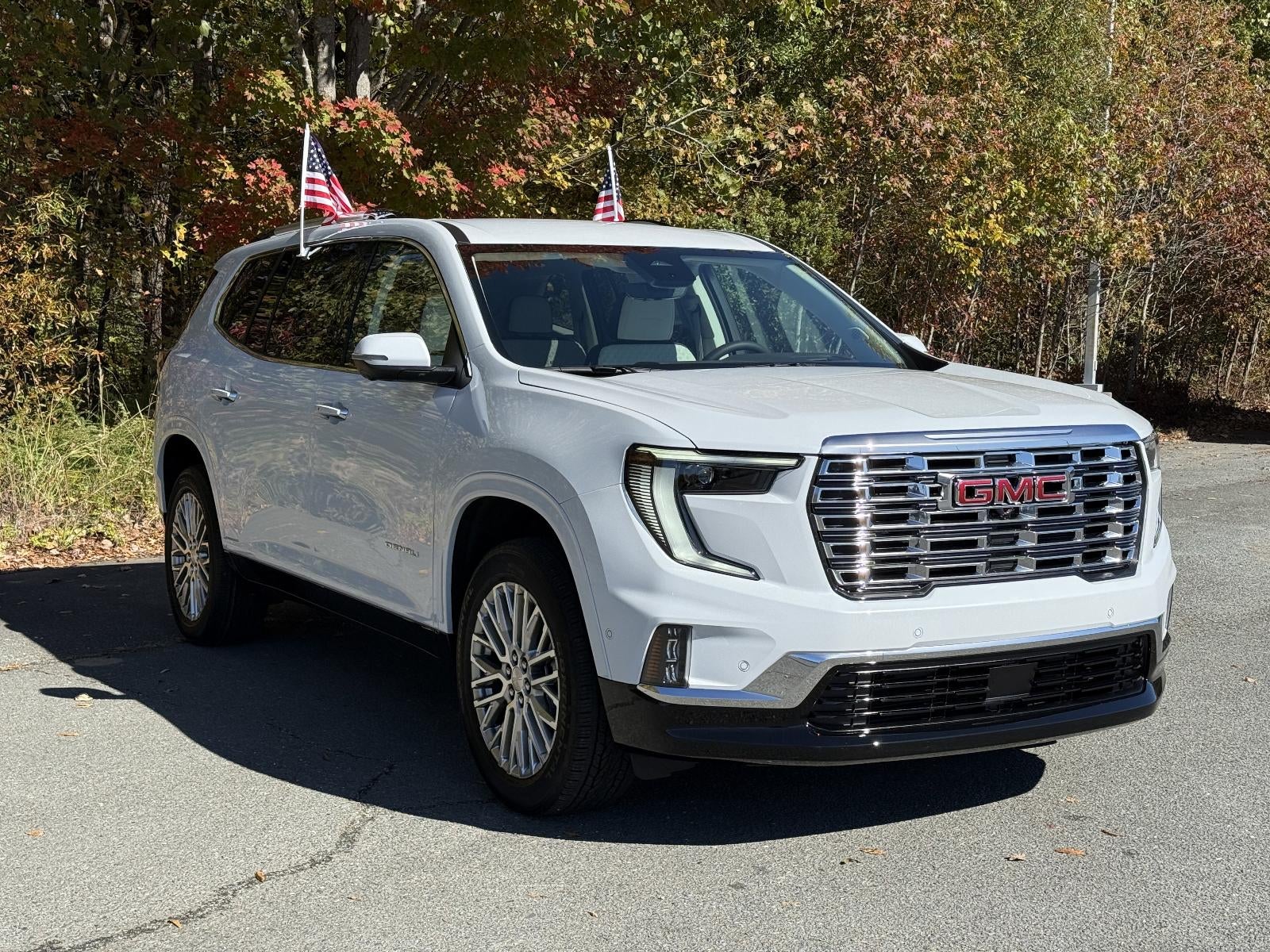 2026 GMC Acadia FWD Denali