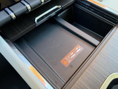 2026 GMC Acadia FWD Denali