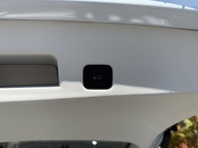 2026 GMC Acadia FWD Denali