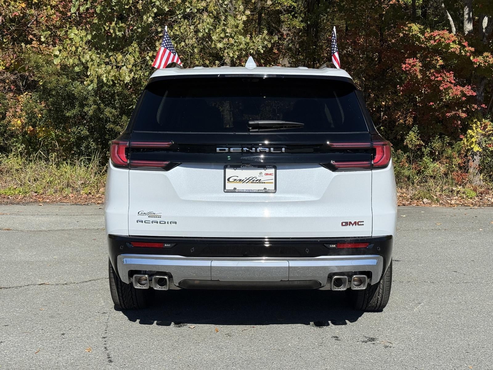 2026 GMC Acadia FWD Denali