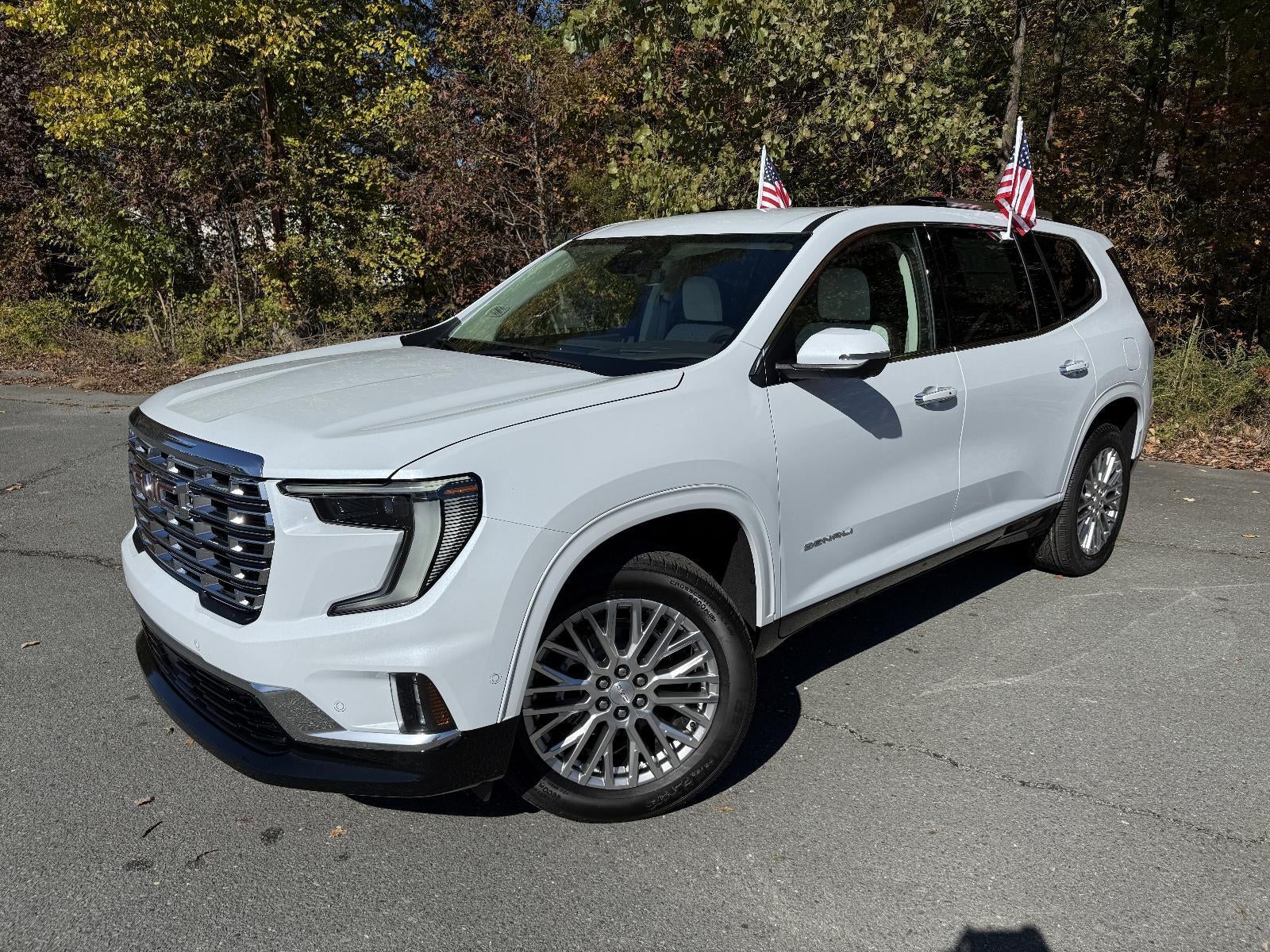 2026 GMC Acadia FWD Denali