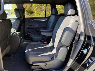 2026 GMC Acadia AWD Elevation