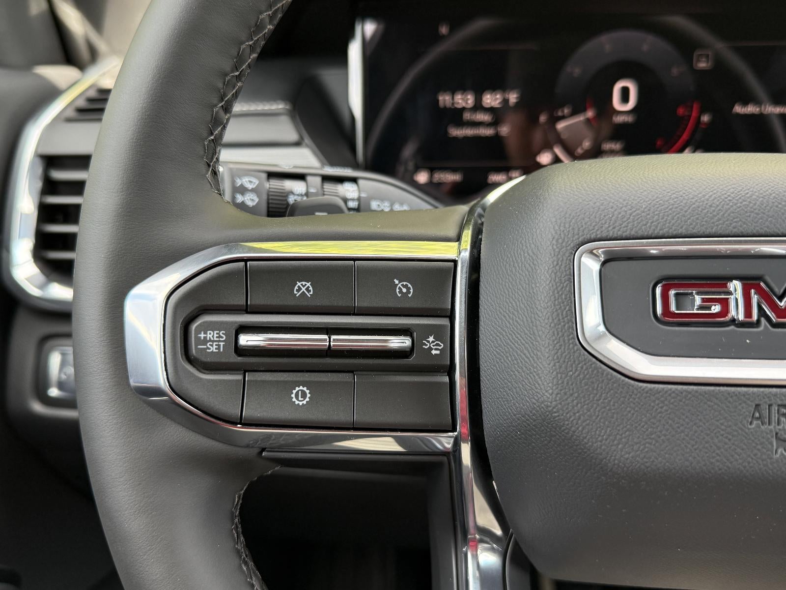 2026 GMC Acadia AWD Elevation