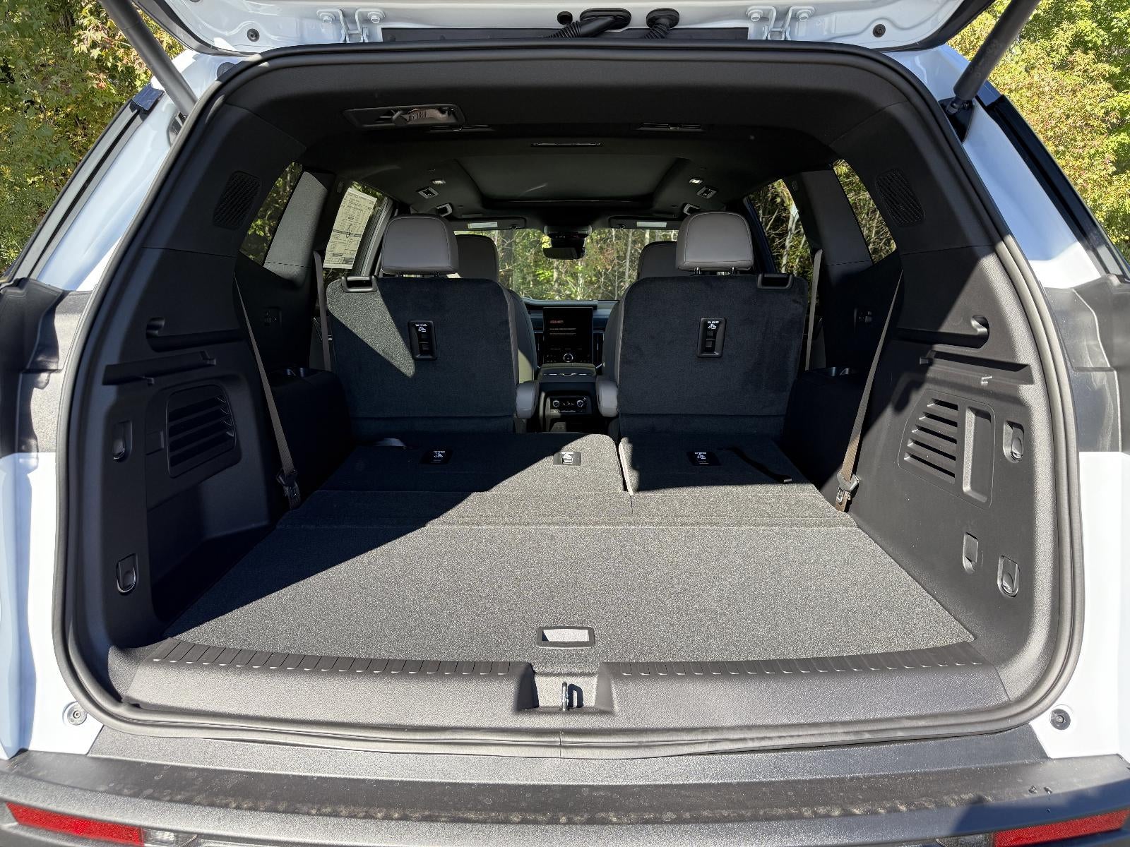 2026 GMC Acadia AWD Elevation