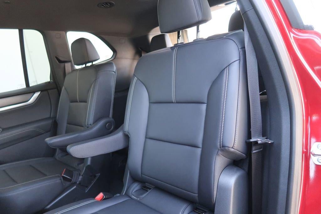 2025 GMC Acadia AWD 4dr Elevation