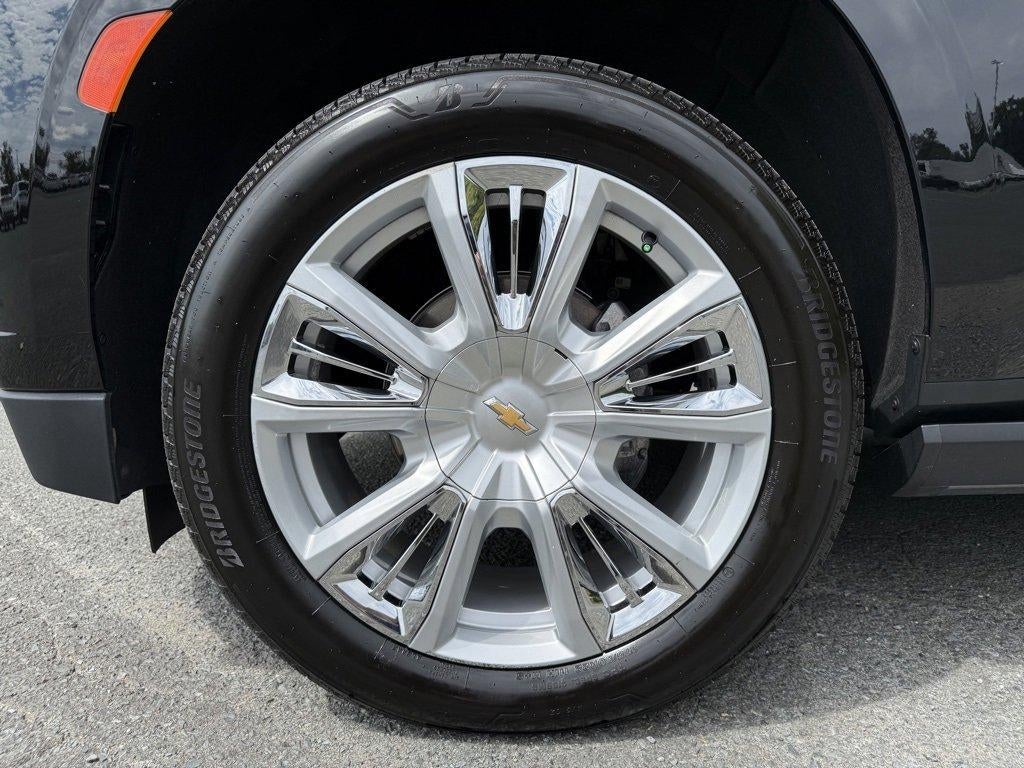 2024 Chevrolet Suburban 4WD 4dr High Country