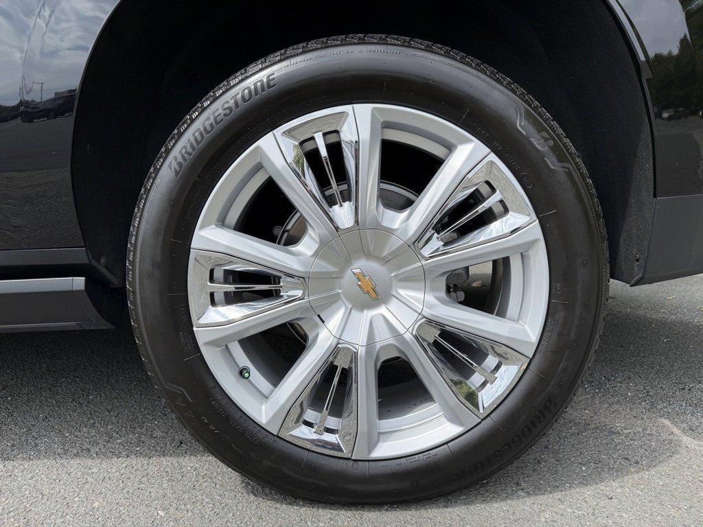 2024 Chevrolet Suburban 4WD 4dr High Country