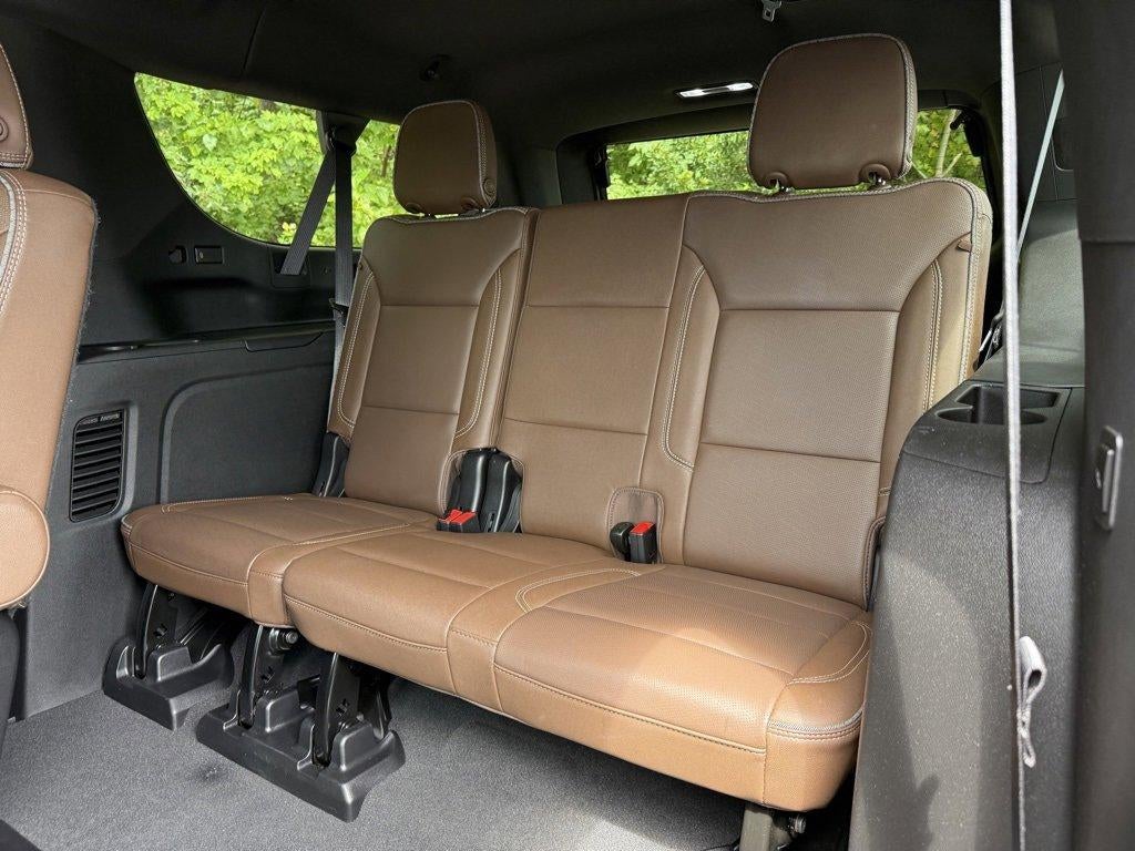 2024 Chevrolet Suburban 4WD 4dr High Country