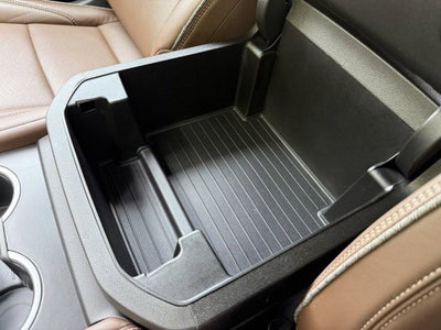 2024 Chevrolet Suburban 4WD 4dr High Country