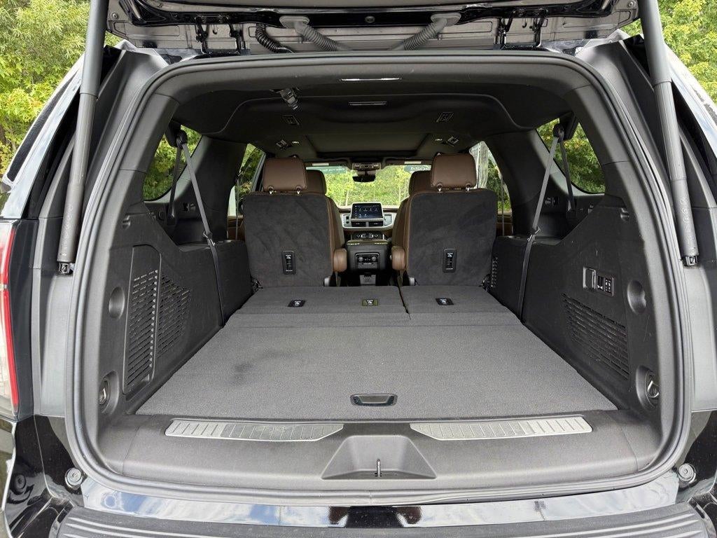 2024 Chevrolet Suburban 4WD 4dr High Country