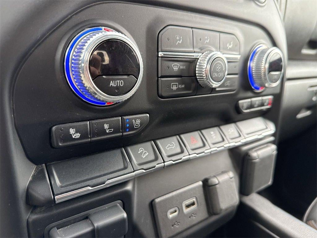 2023 GMC Sierra 3500 HD 4WD Crew Cab 159" AT4