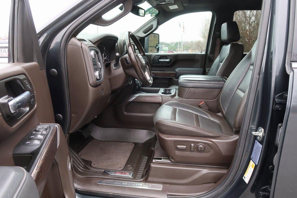2023 GMC Sierra 3500 HD 4WD Crew Cab 172" Denali