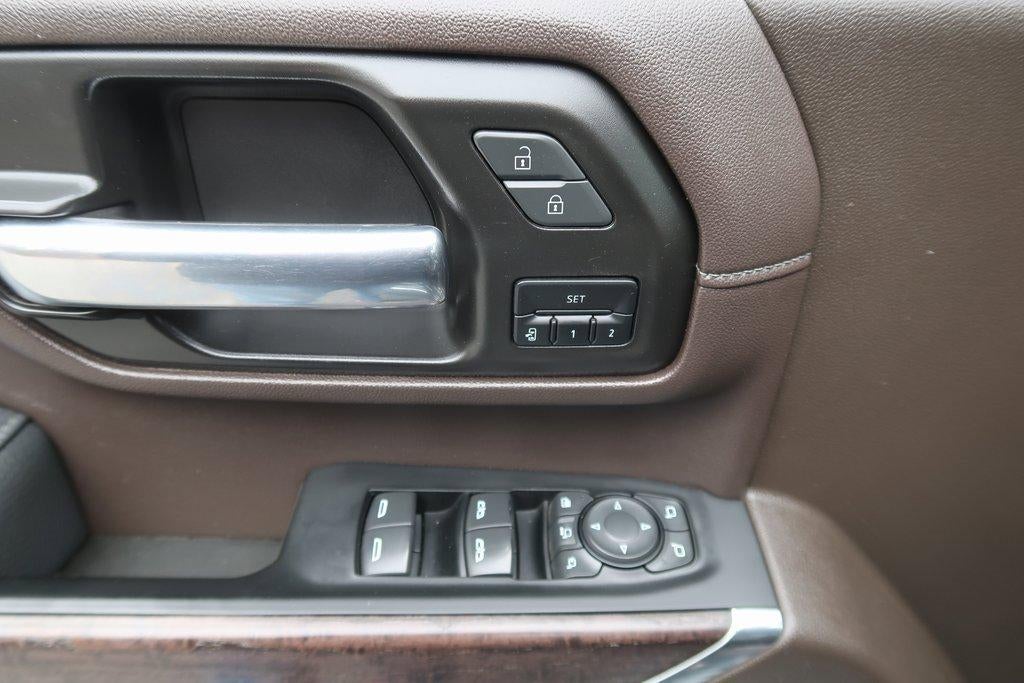 2023 GMC Sierra 3500 HD 4WD Crew Cab 172" Denali