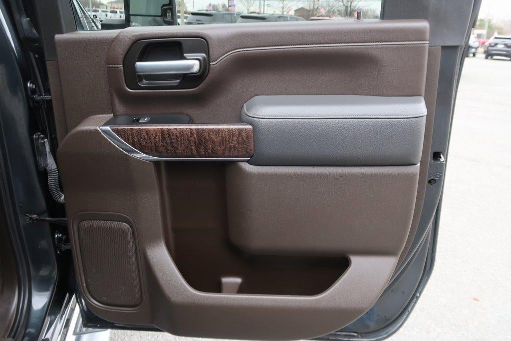 2023 GMC Sierra 3500 HD 4WD Crew Cab 172" Denali