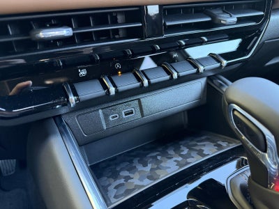 2026 GMC Canyon 4WD AT4