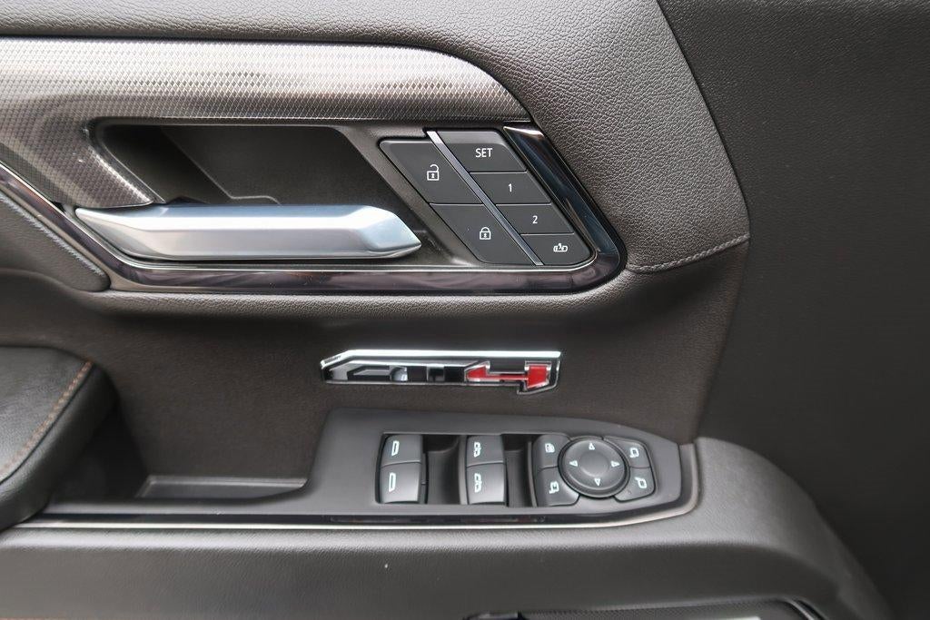 2022 GMC Sierra 1500 4WD Crew Cab 147" AT4