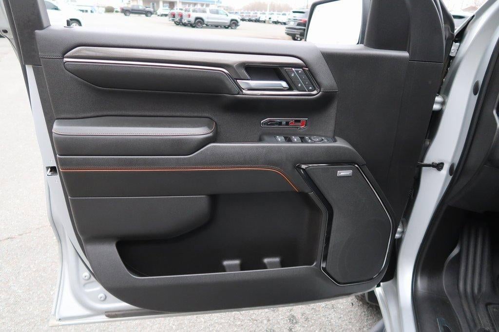 2022 GMC Sierra 1500 4WD Crew Cab 147" AT4