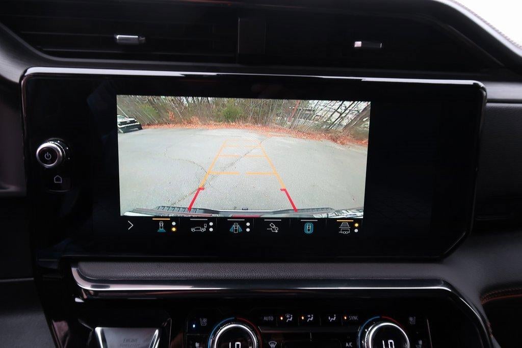 2022 GMC Sierra 1500 4WD Crew Cab 147" AT4