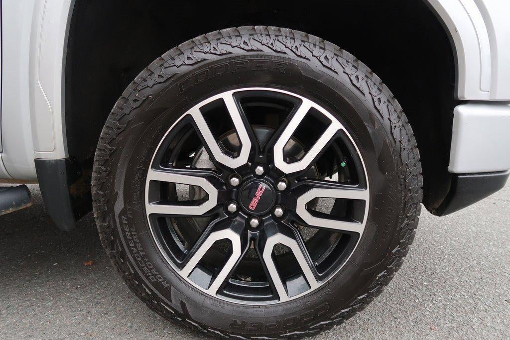 2022 GMC Sierra 1500 4WD Crew Cab 147" AT4