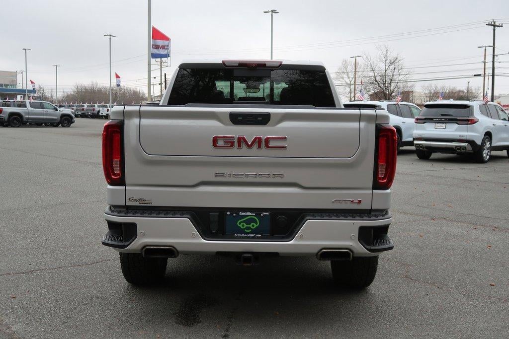 2022 GMC Sierra 1500 4WD Crew Cab 147" AT4