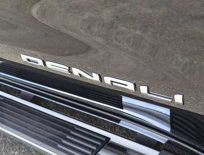 2023 GMC Sierra 1500 4WD Crew Cab 147" Denali