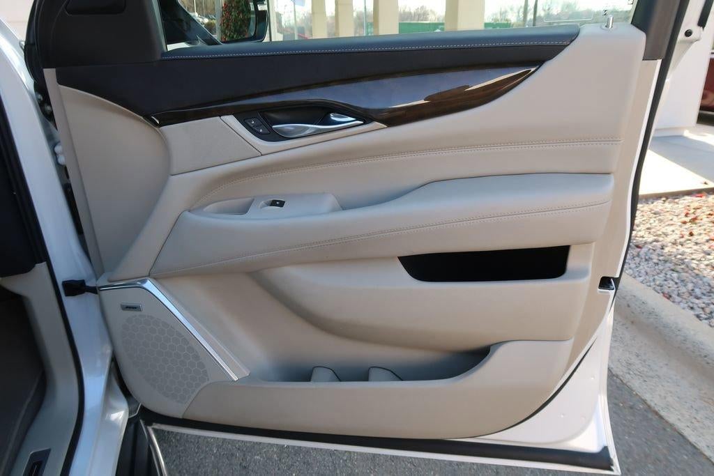 2018 Cadillac Escalade 4WD 4dr Luxury