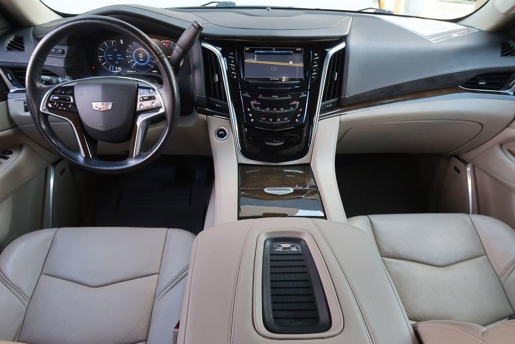 2018 Cadillac Escalade 4WD 4dr Luxury