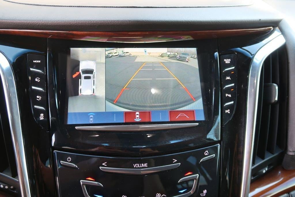 2018 Cadillac Escalade 4WD 4dr Premium Luxury